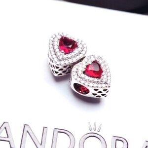 PANDORA Sparkling Levelled Heart Charms(2 charms in one box)